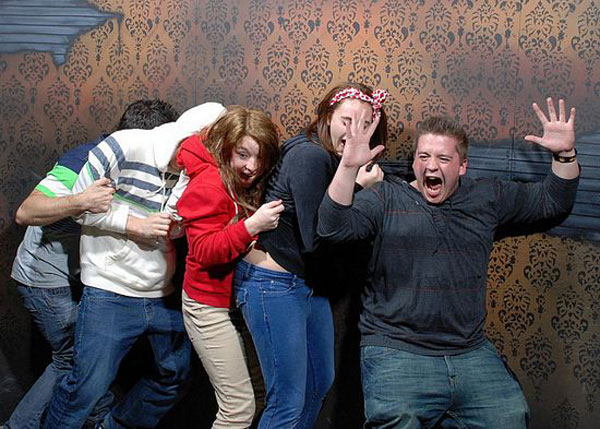 haunted house funny pictures