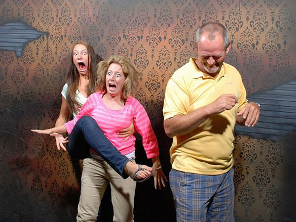 haunted house funny pictures