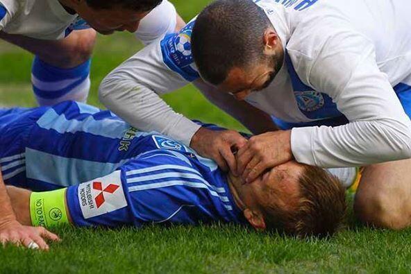 soccer player saves opponent kiev