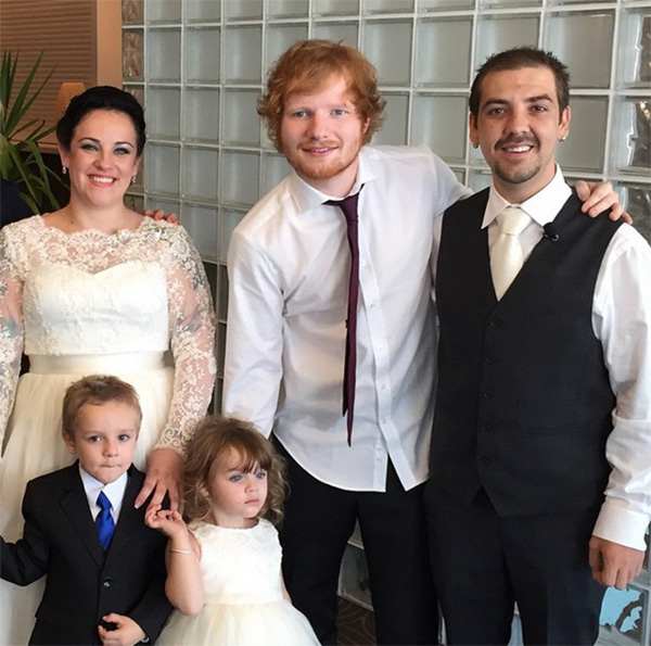 ed sheeran crashes wedding sings first dance