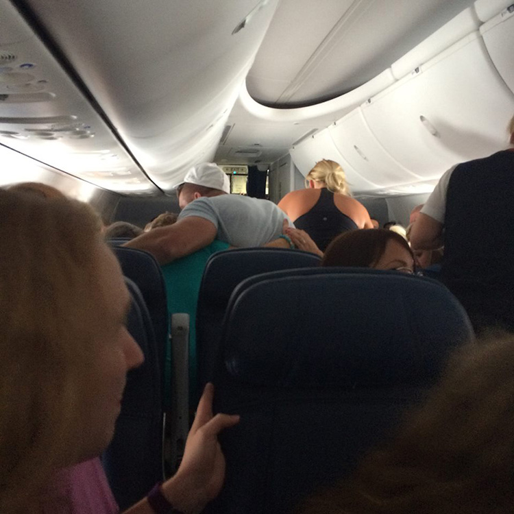 Tim Tebow airplane rescue