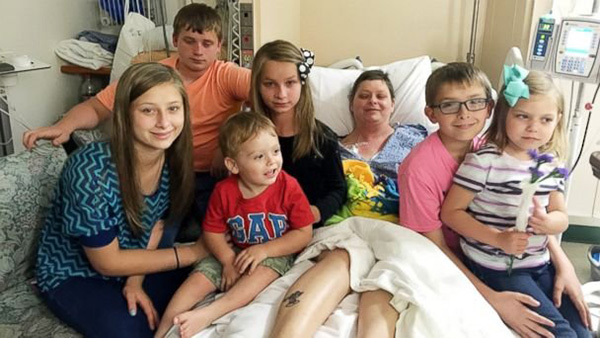 woman adopts friends 6 kids breast cancer