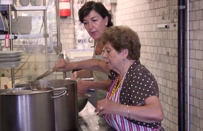 restaurant hires grandma chefs