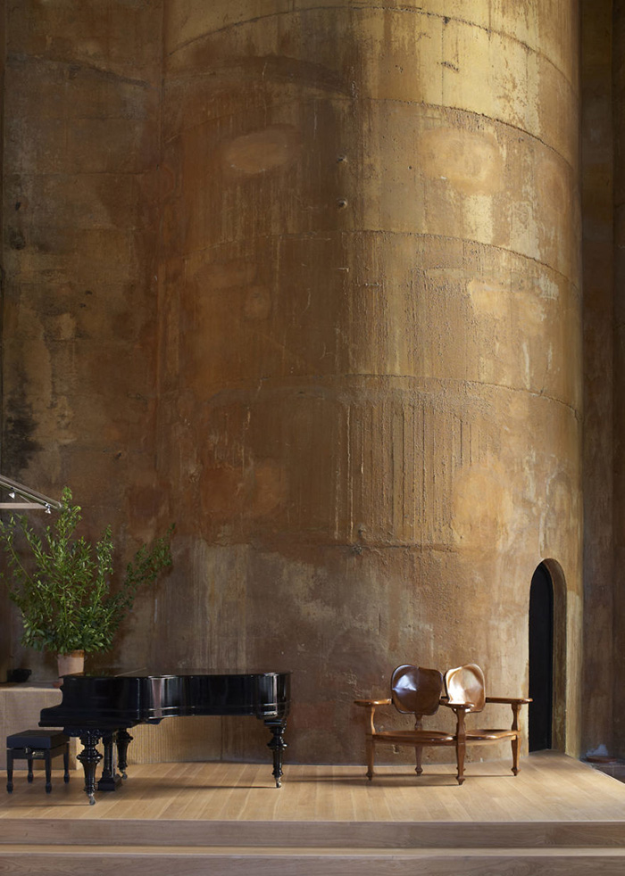 This Guy Transformed An Abandoned Cement Factory Into A Home. Wait Till You See Inside O2lte-cement-factory-home-10
