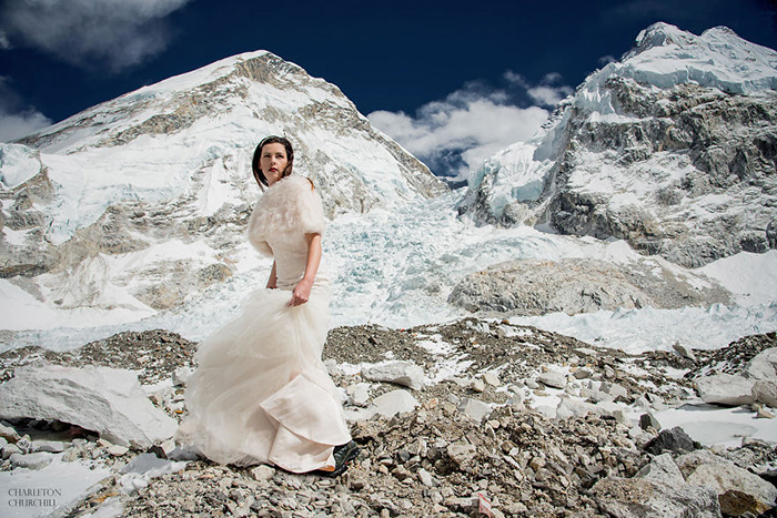 couple married mount everest pictures