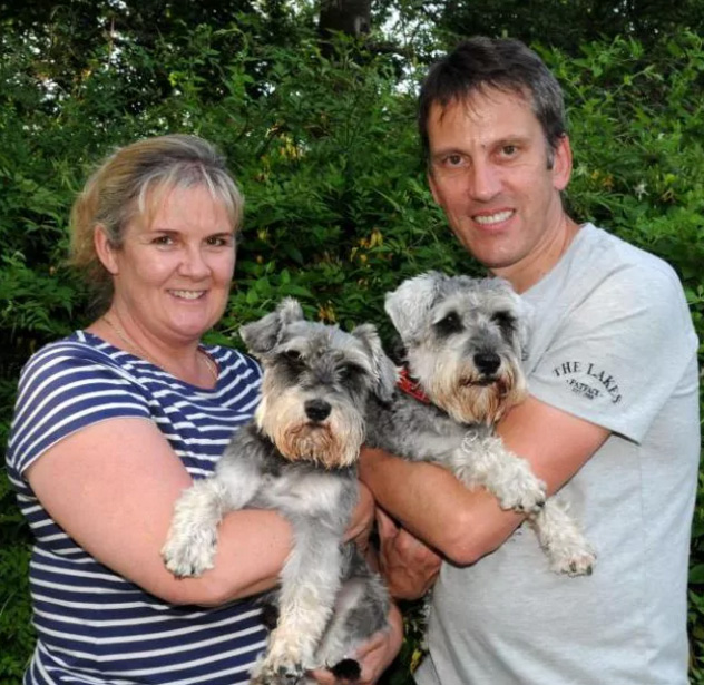 lost dogs return home smell sausage