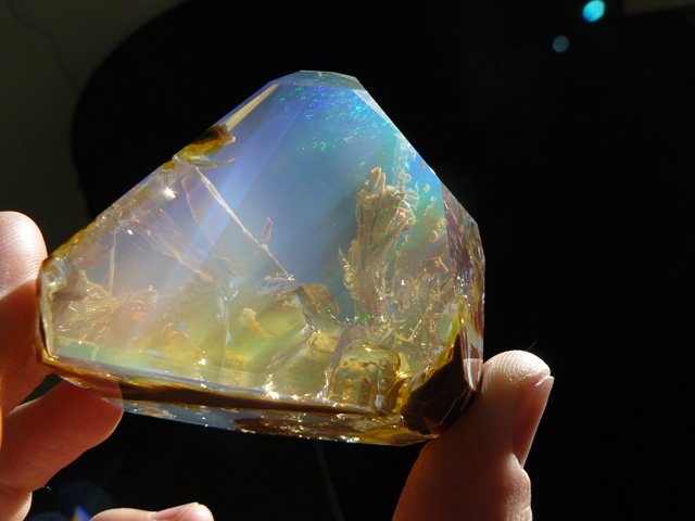 ethiopian welo opal gem