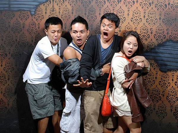 haunted house funny pictures