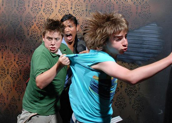 haunted house funny pictures