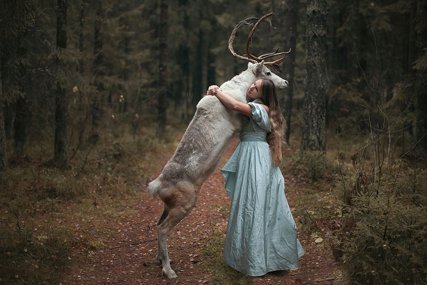 Russian Photographer Katerina Plotnikova Takes Magical Photos With REAL  Animals