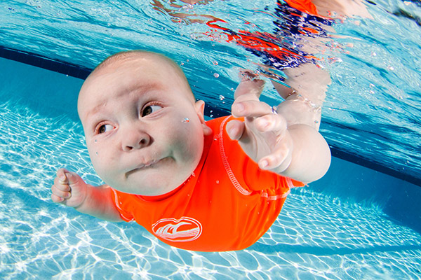 infants under water