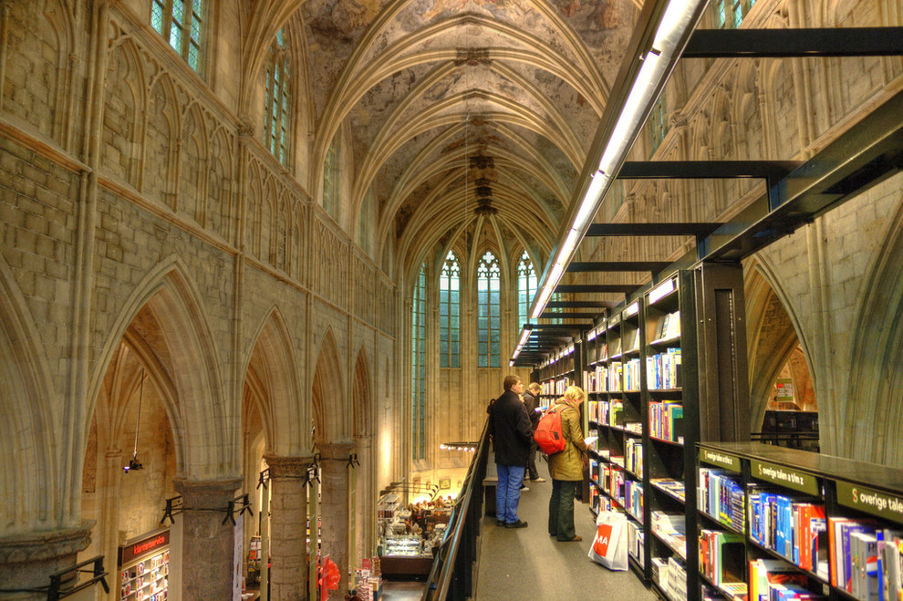 amazing bookstores