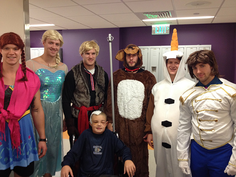 Bruins dress up like Frozen