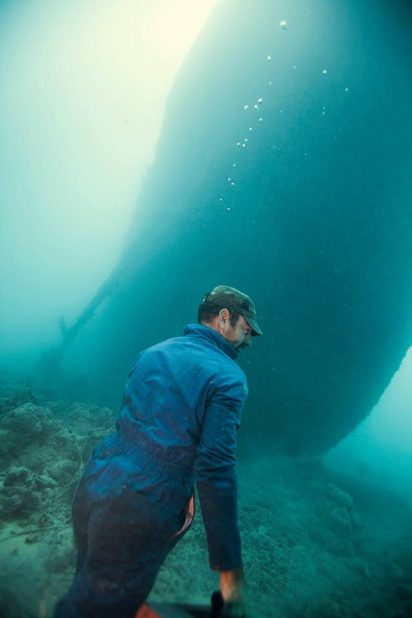 underwater photo shoot construction worker