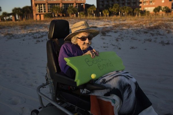 100 year-old woman sees ocean first time