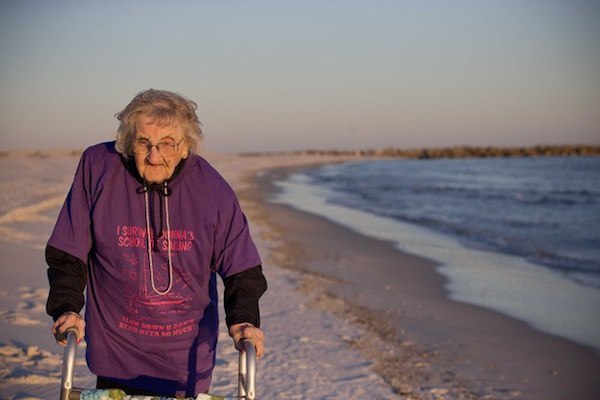 100 year-old woman sees ocean first time