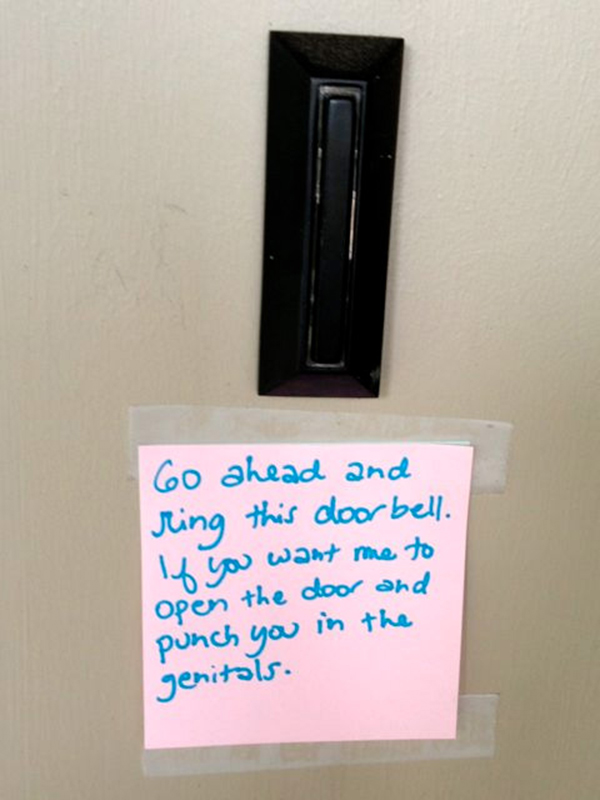 funny doorbell signs from moms