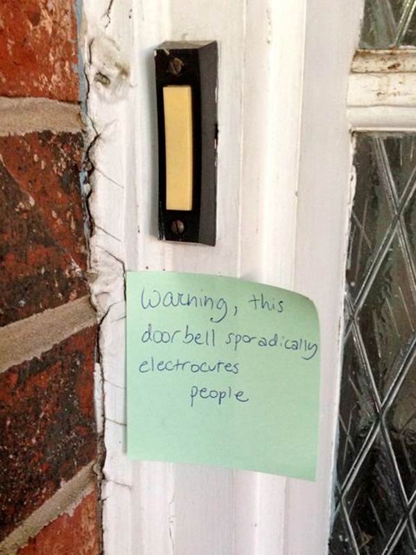 funny doorbell signs from moms