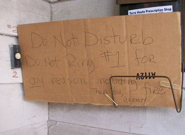 funny doorbell signs from moms