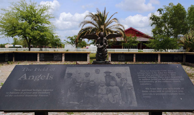 slave memorial Whitney plantation