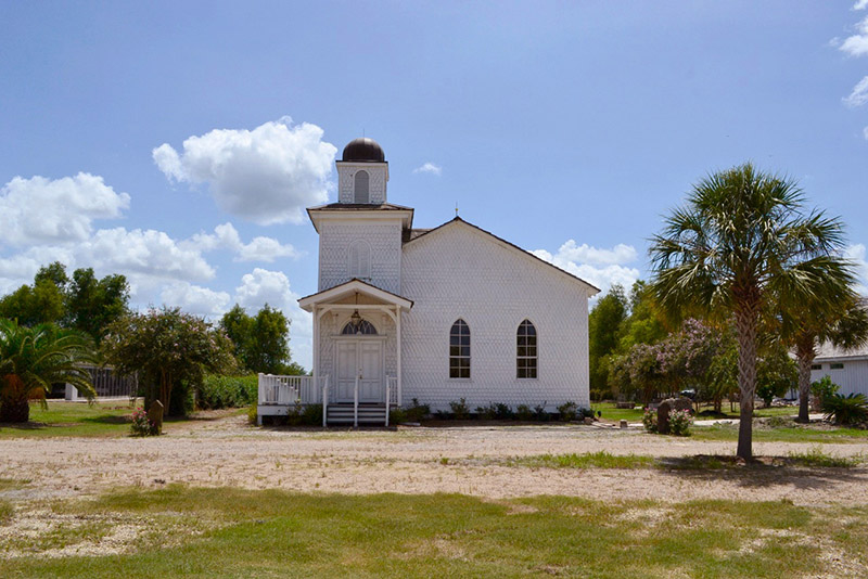 slave memorial Whitney plantation