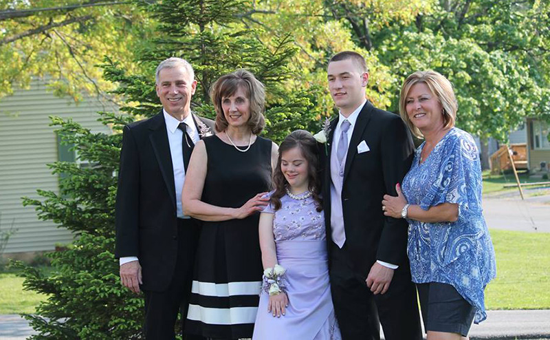 high school qb takes girl with down syndrome to prom 7 years later