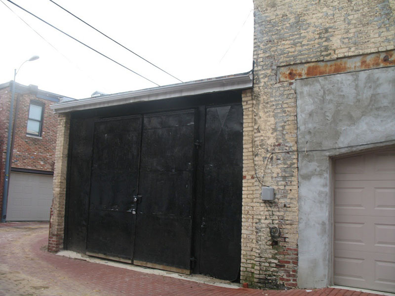 He Spent 50 000 Converting This 1890 Storage Unit Into A Beautiful He Spent 50 000 Converting This 1890 Storage Unit Into A Beautiful Loft Apartment