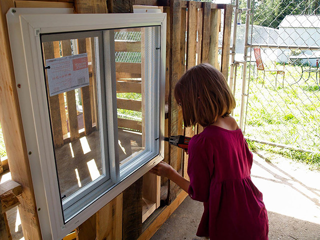 young girl builds shelters for homeless good news