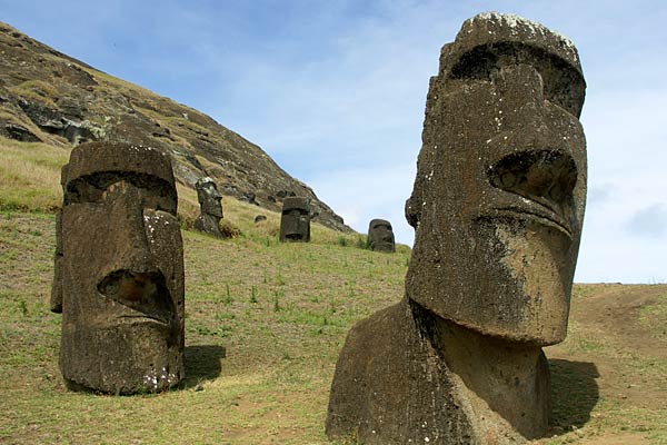 Easter Island's Monumental Stone Heads Also Have Detailed Bodies Hidden