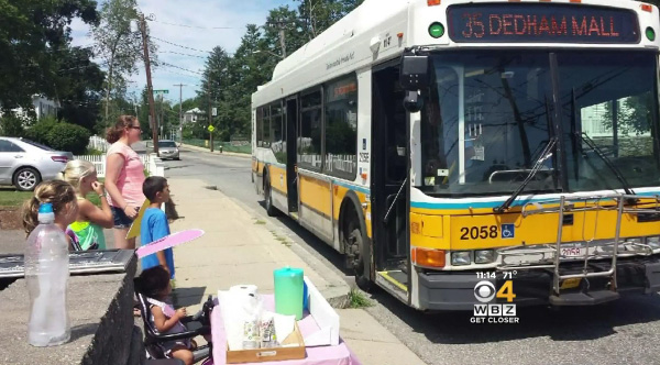 lemonade stand bus stop