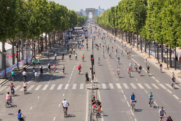 Paris car free day