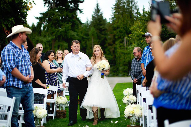 cops dance father daughter dance bride