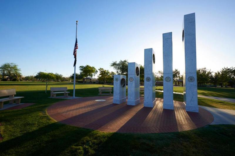 veterans memorial light shines 11 11