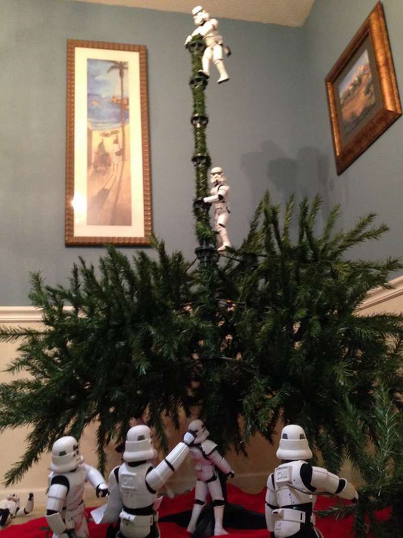 storm troopers put up Christmas tree