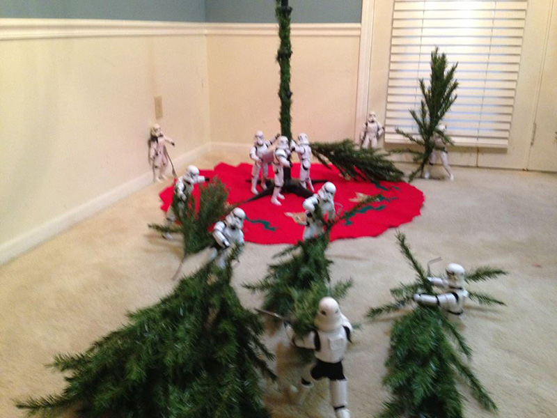 storm troopers put up Christmas tree