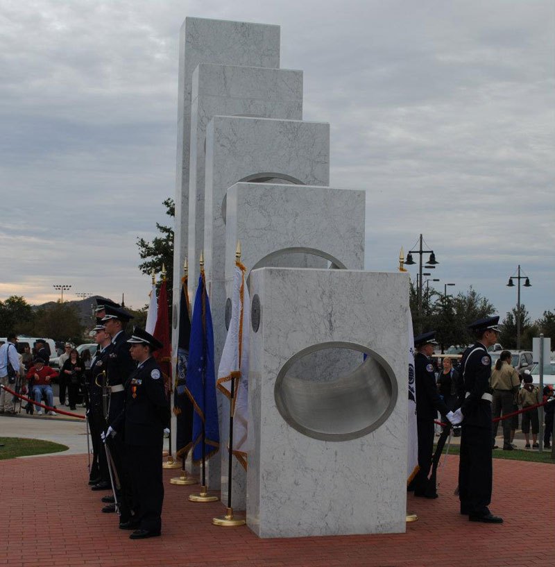 veterans memorial light shines 11 11