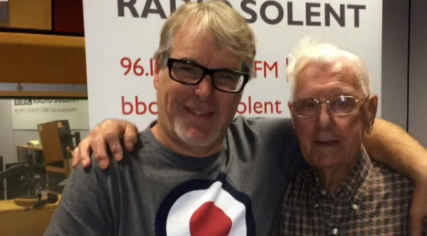 lonely old man calls radio show and cheered up