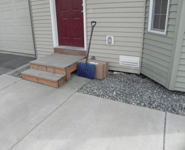 funny pictures of delivery packages