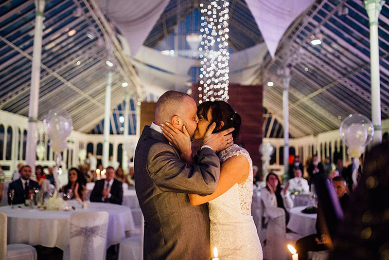 bride shaves head for groom cancer