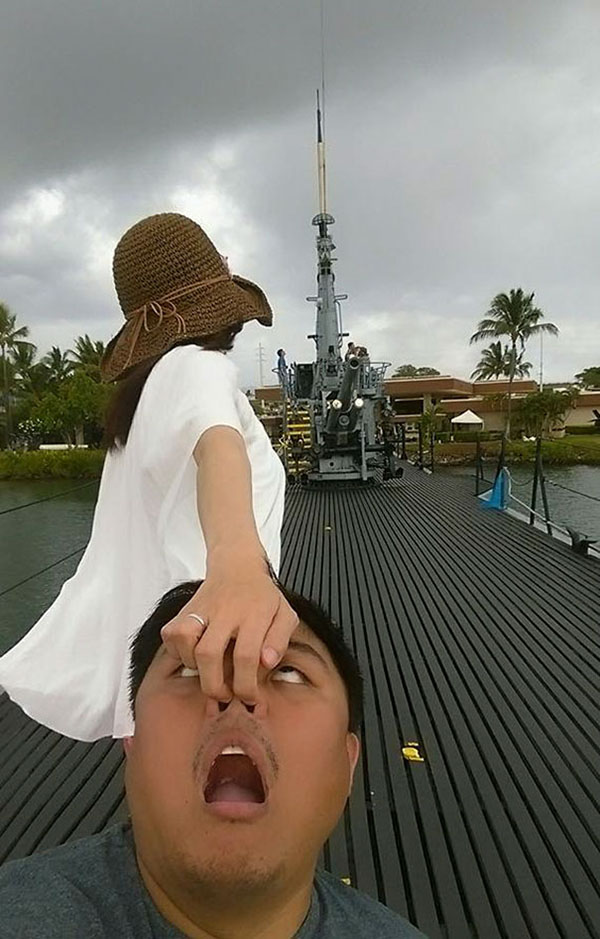 Couple On Vacation To Hawaii Hilariously Recreate #FollowMeTo Photos