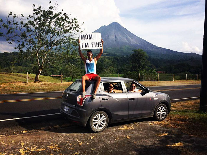 mom im fine traveler sign