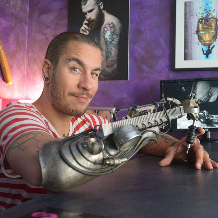 arm tattoo gun