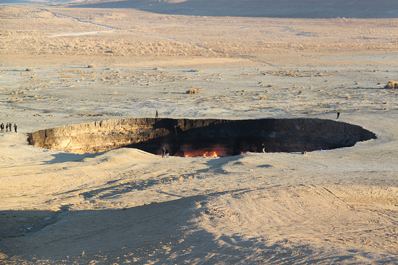 door to hell gas fire underground