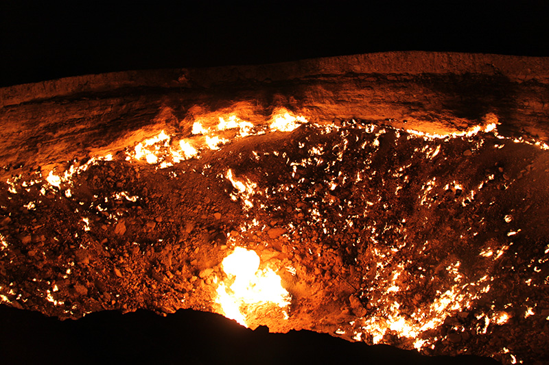 door to hell gas fire underground