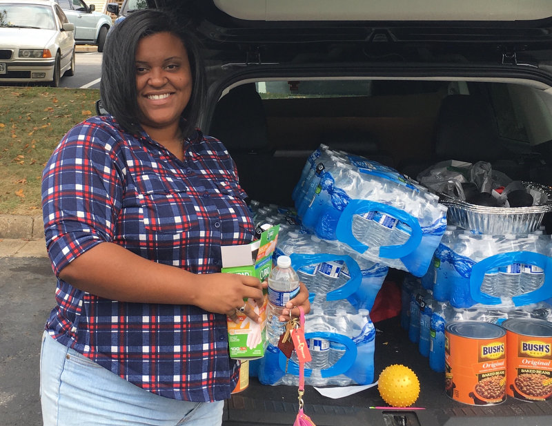 woman uses coupon to feed homeless