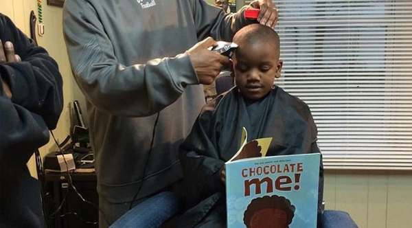 This Barbershop Gives Money Back To Kids Who Read Aloud 