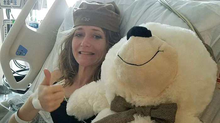 woman surives hike through snow to save family