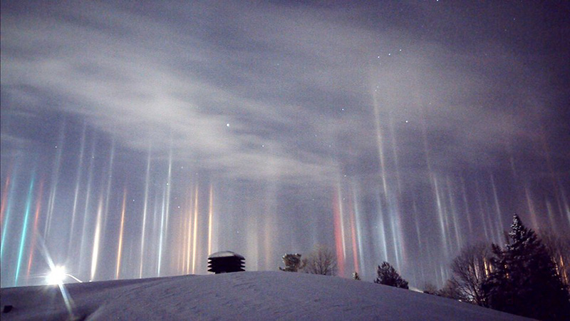 light pillars Canada 2017