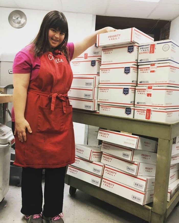 Down Syndrome woman opens bakery