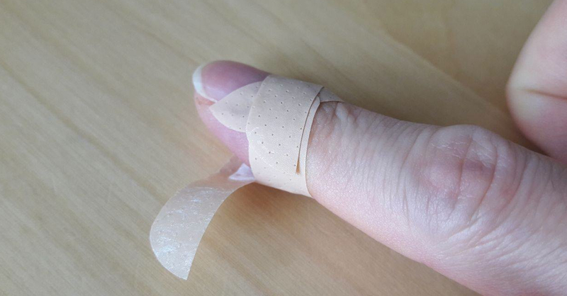 brilliant way to put band aid on finger tip